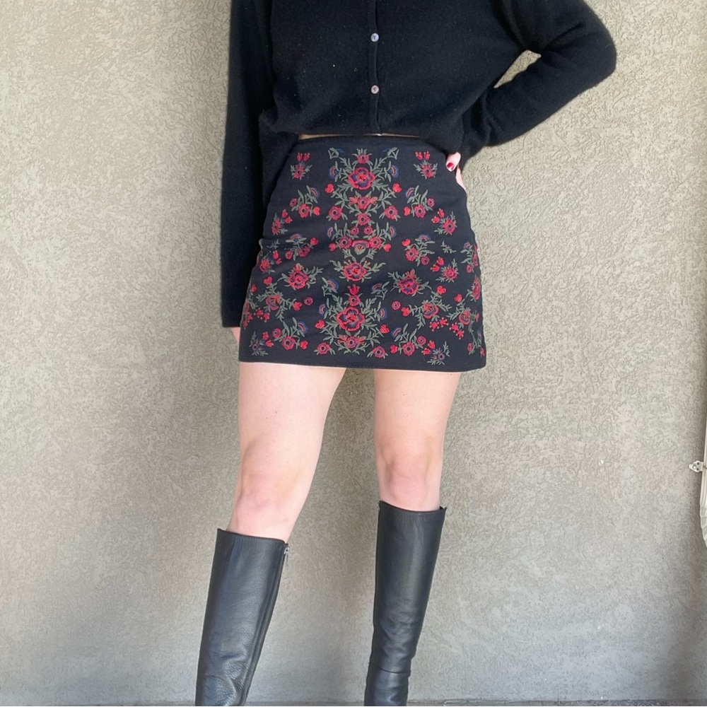 Floral Embroidered Mini Skirt